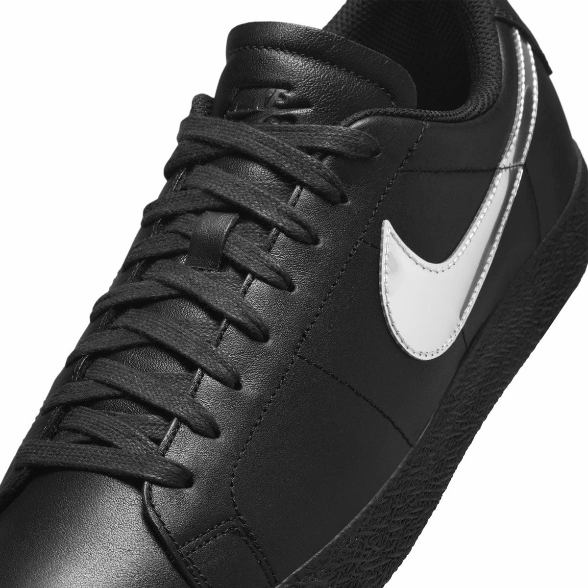 '  Dancer Skateboards SB Zoom Blazer Low 'Black Metallic Silver' Mix Match Nike Shoes