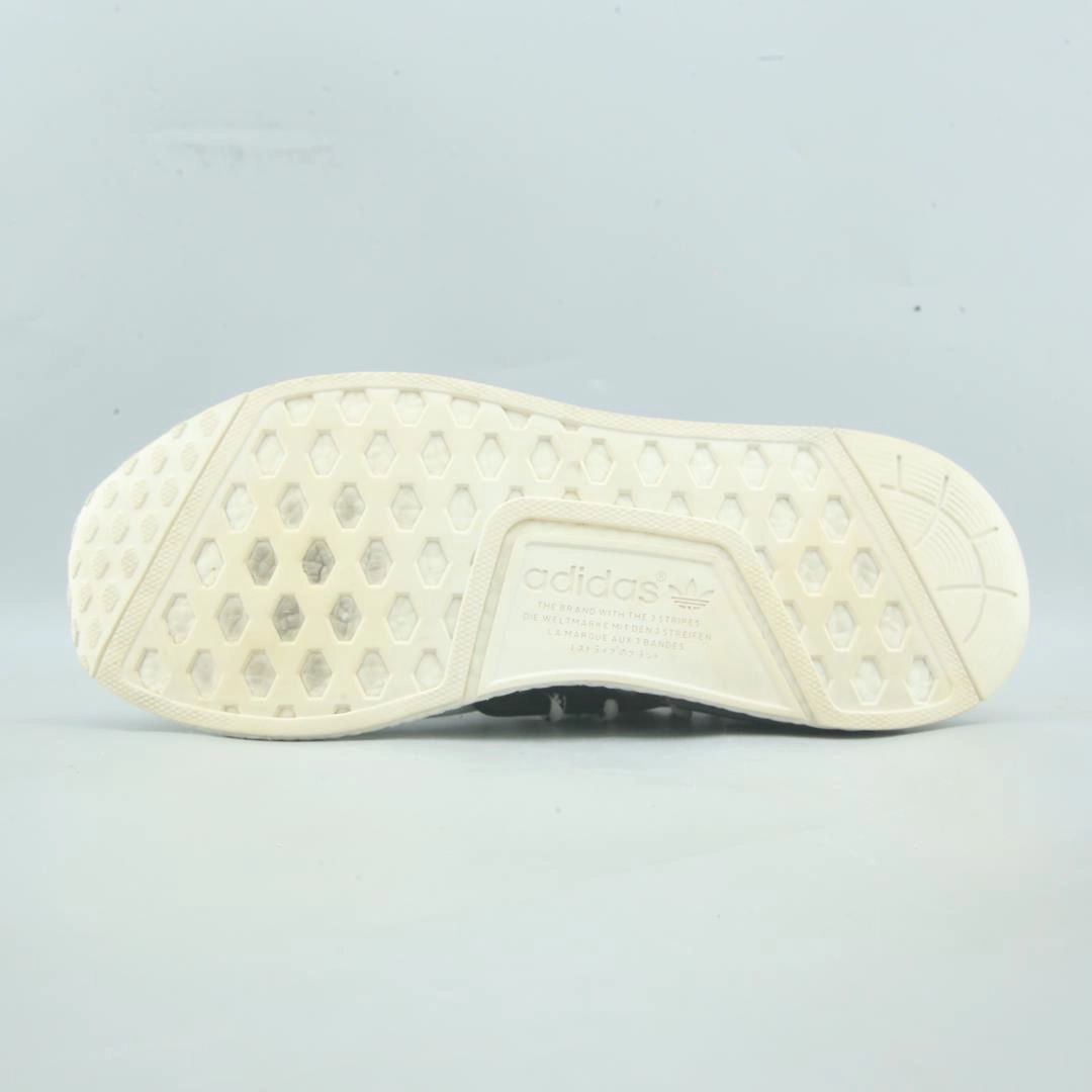 ADIDAS HUMAN RACE NMD Running Shoes Smell
