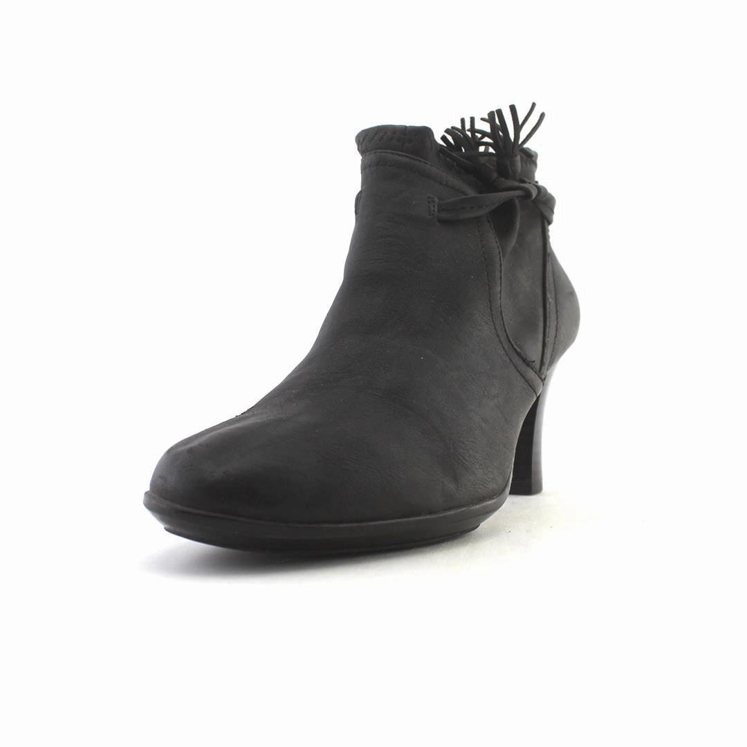 Secretary High Heels AEROSOLES HEEL REST