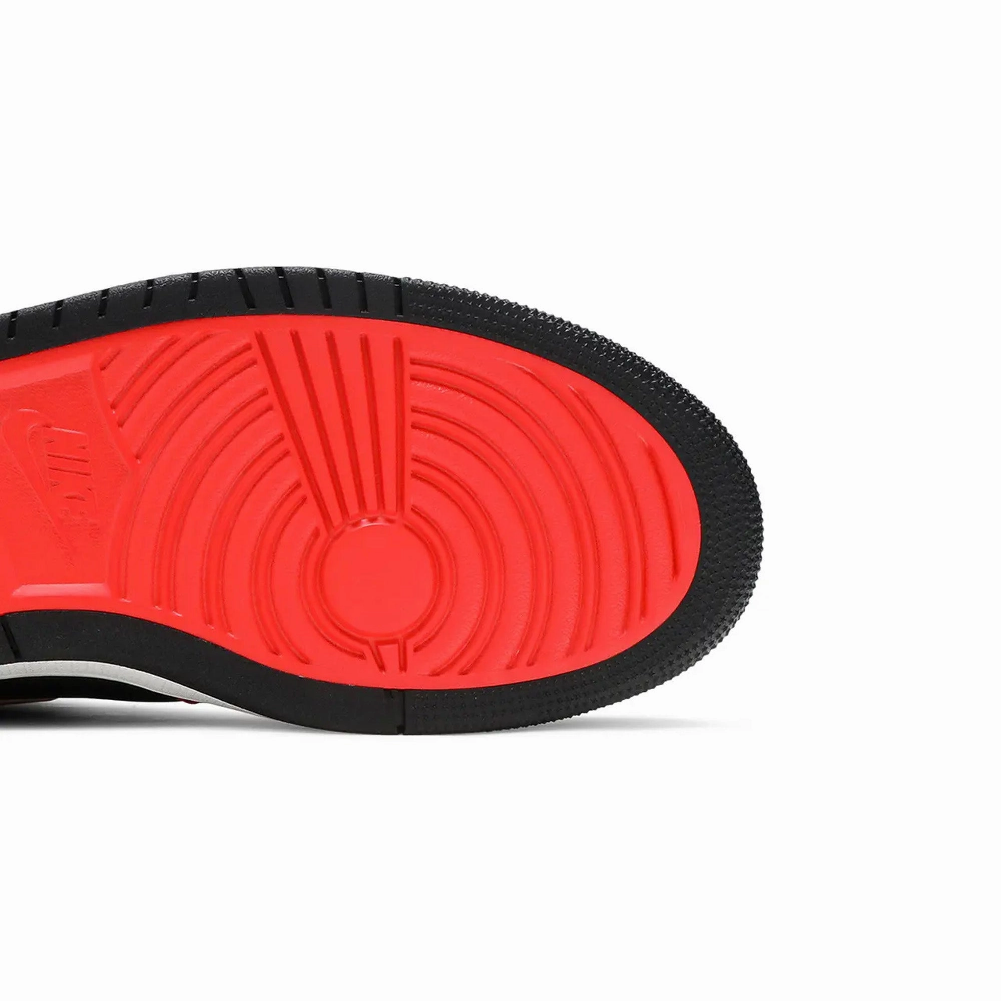 Shoes Nike Sneakers Air Jordan 1 High Zoom CMFT 'Black Chile Red'