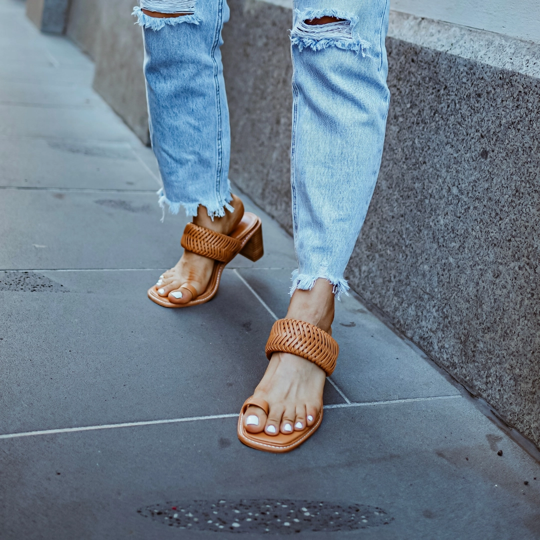 Avery Heels Tan Legs In High Heels