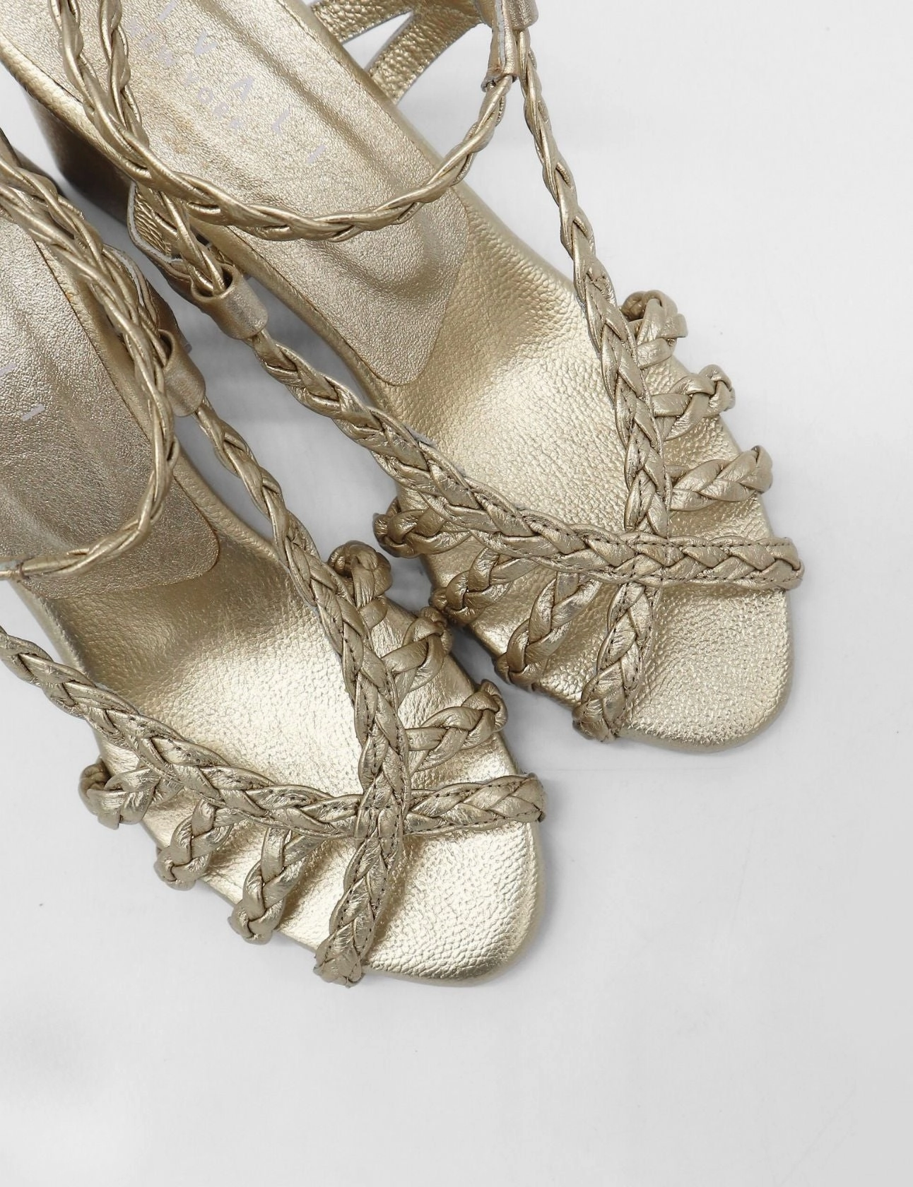 Bellisima braided crochet sandals in gold leather women shoes Chaps Casual Shoes