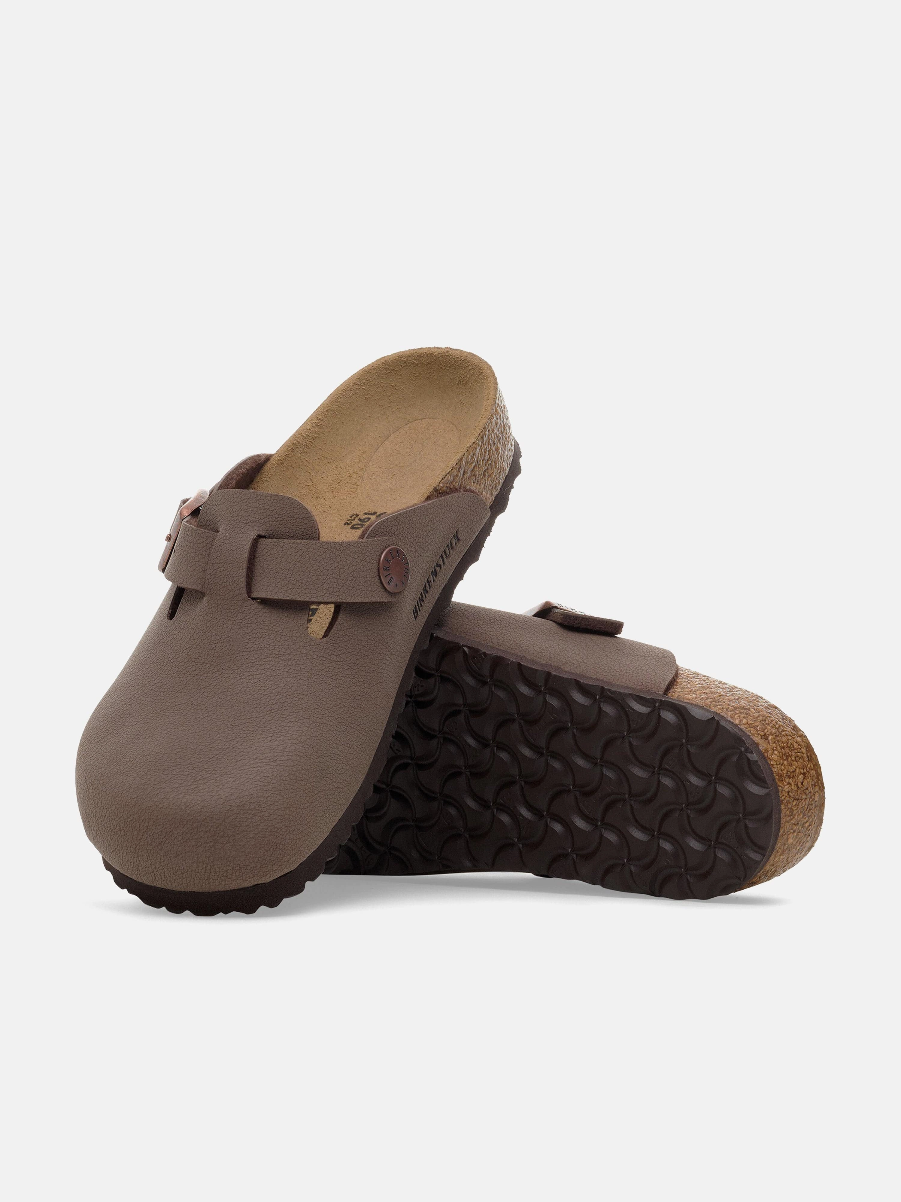 BIRKENSTOCK Kids Boston Clog Sandals in Brown Birkenstock Medical Clogs