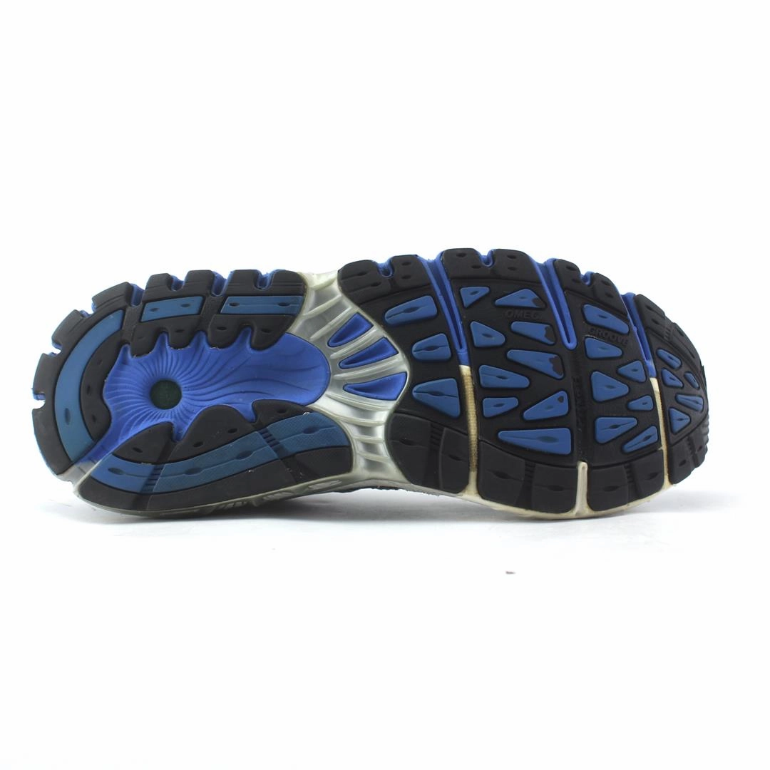 Running Shoes And Socks BROOKS BEAST 14