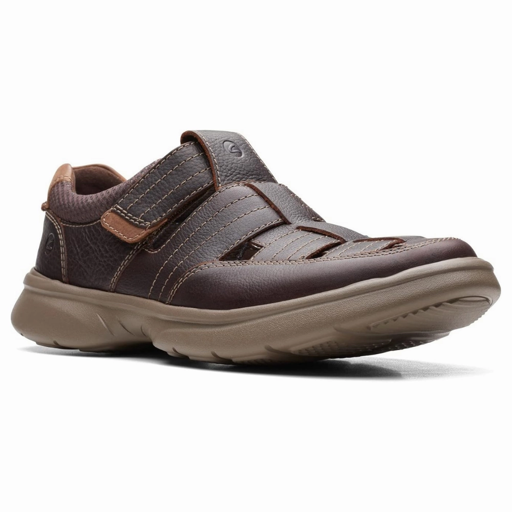 Series Es Casual Shoes Clarks Bradley Cove Brown Tumbled Leather Sandal (Men's)