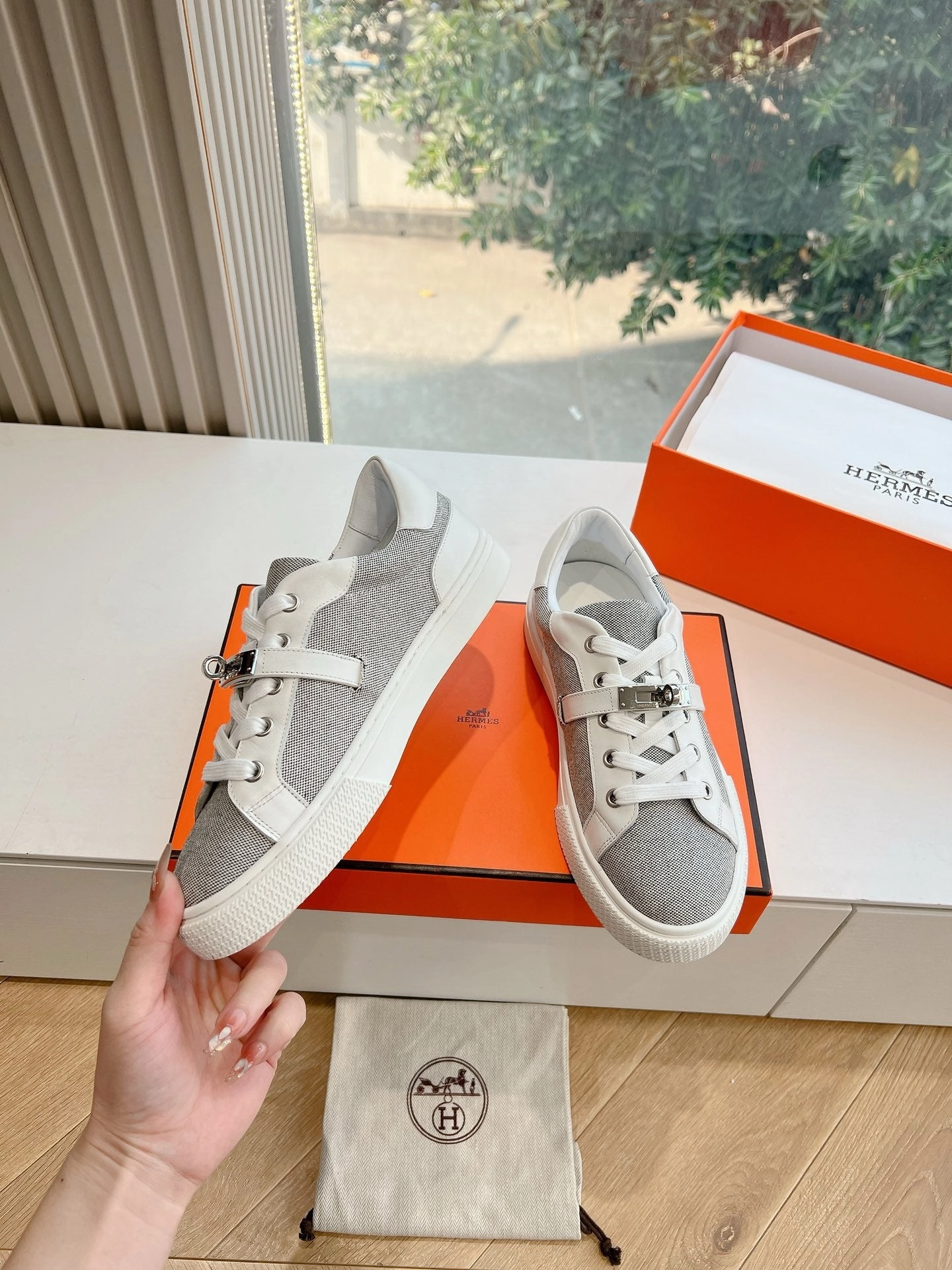 Flat Shoes Pattern SE1559 Hermes Day Sneaker / Size5-10