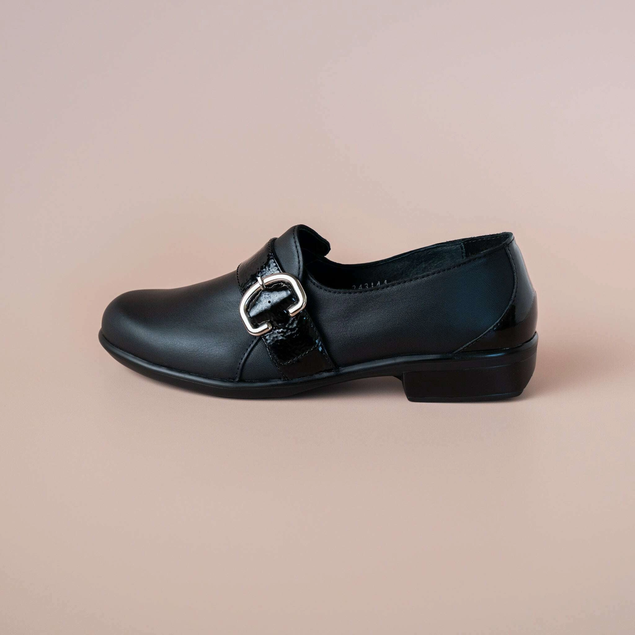 Naot - Viscol - Black/Black Patent Mens Casual