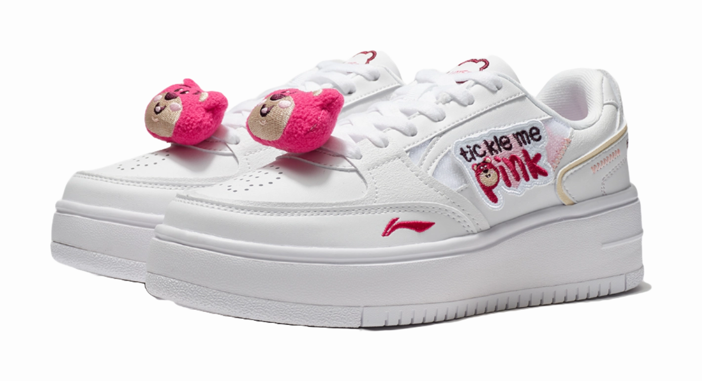 Disney X LINING Cheese Skateboard Shoes Women's Low top White Casual Shoes On Suit