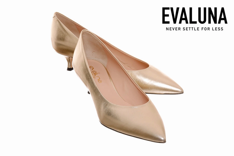 Oxford Shoes Casual Outfit Eva Tess Gold