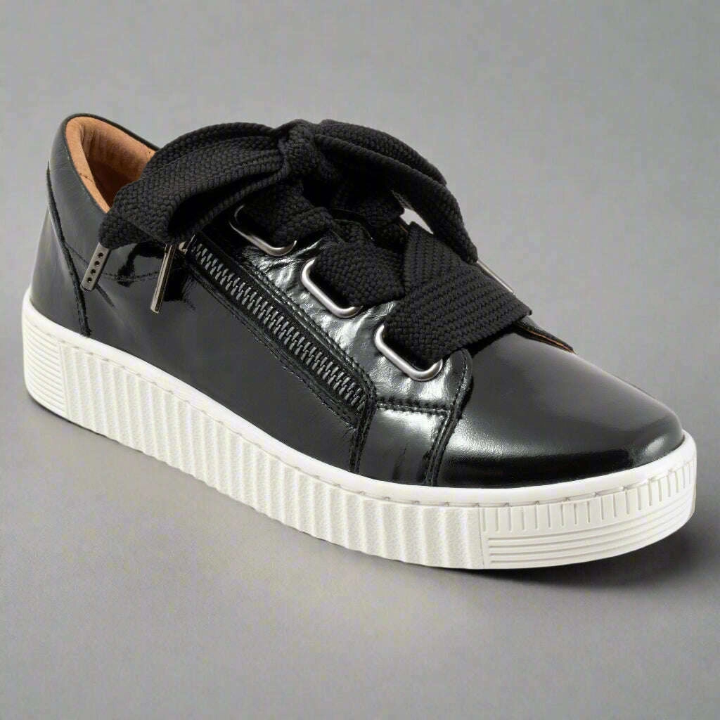 EOS - Jovi - Black Patent & White Gbx Casual Shoes