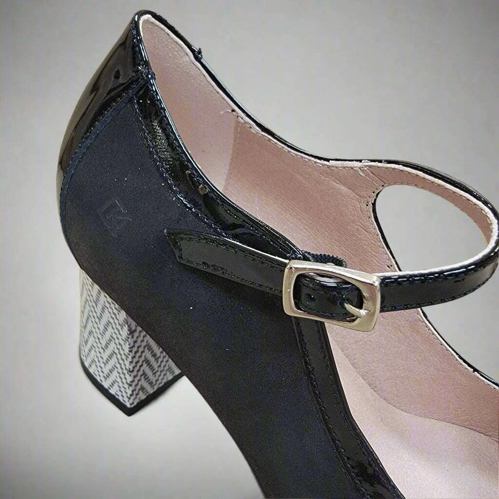 Armani Jeans Casual Shoes FLUCHOS - Rodin D9092 in Black & Crema