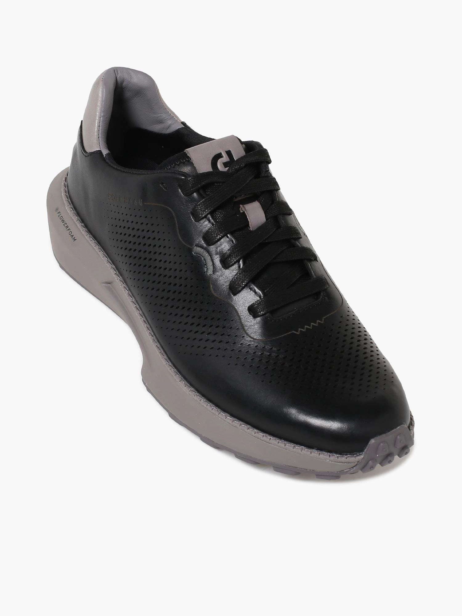 Grandpro Ashland Laser Perf Blck Decembe Corrective Shoes For Flat Feet