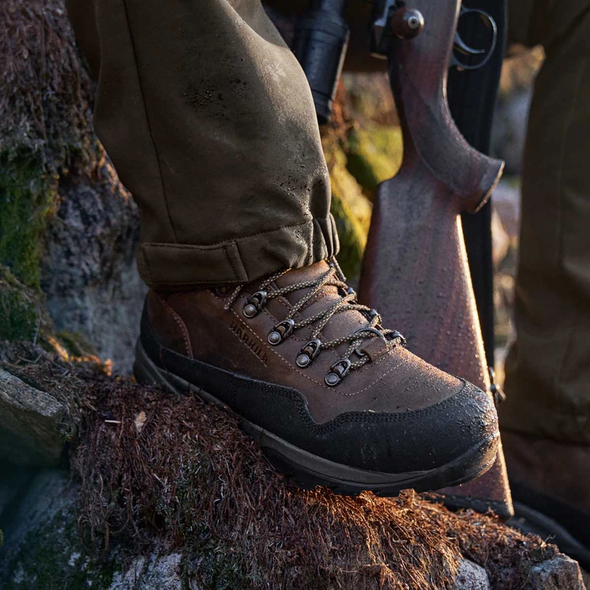 Bearpaw Hayden Waterproof Hiking Boots HARKILA Pro Hunter Ledge 2.0 GTX Boots - Mens - Chocolate Brown