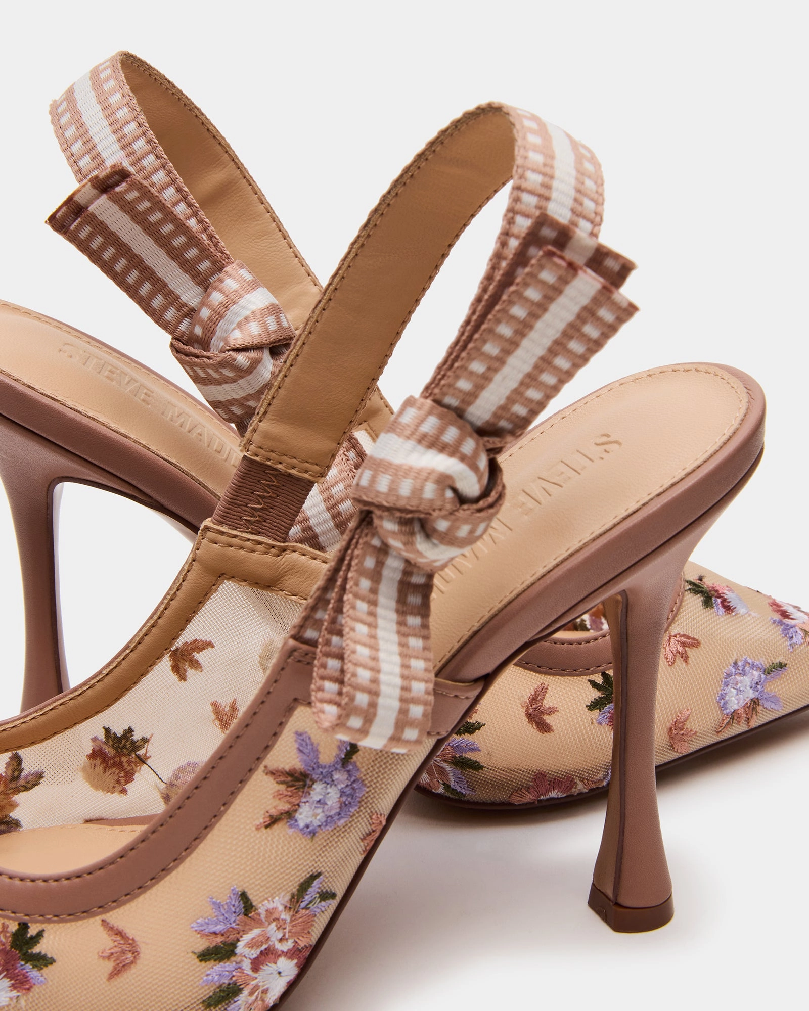 BRI FLORAL Foot Numbing Spray For High Heels