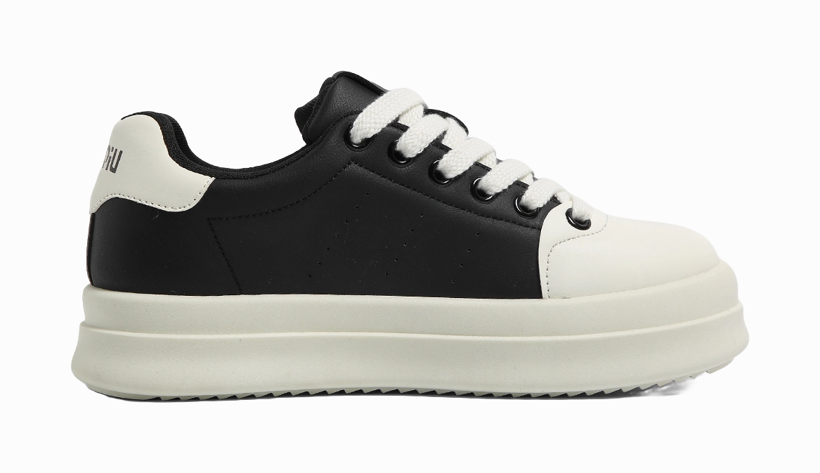 HUANQIU Cushioning, Wear Resistant Low top Skateboard Shoes Men's Black White Casual Shoes Vs Running Shoes