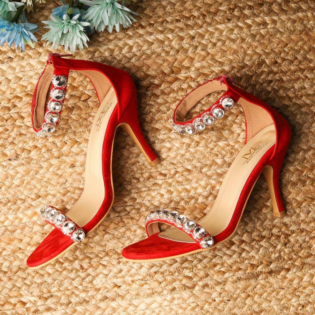 Kash (white and silver stones and pearl, red suede high heels ankle strap) Crewson Lo Crazy Horse Leather Casual Shoes