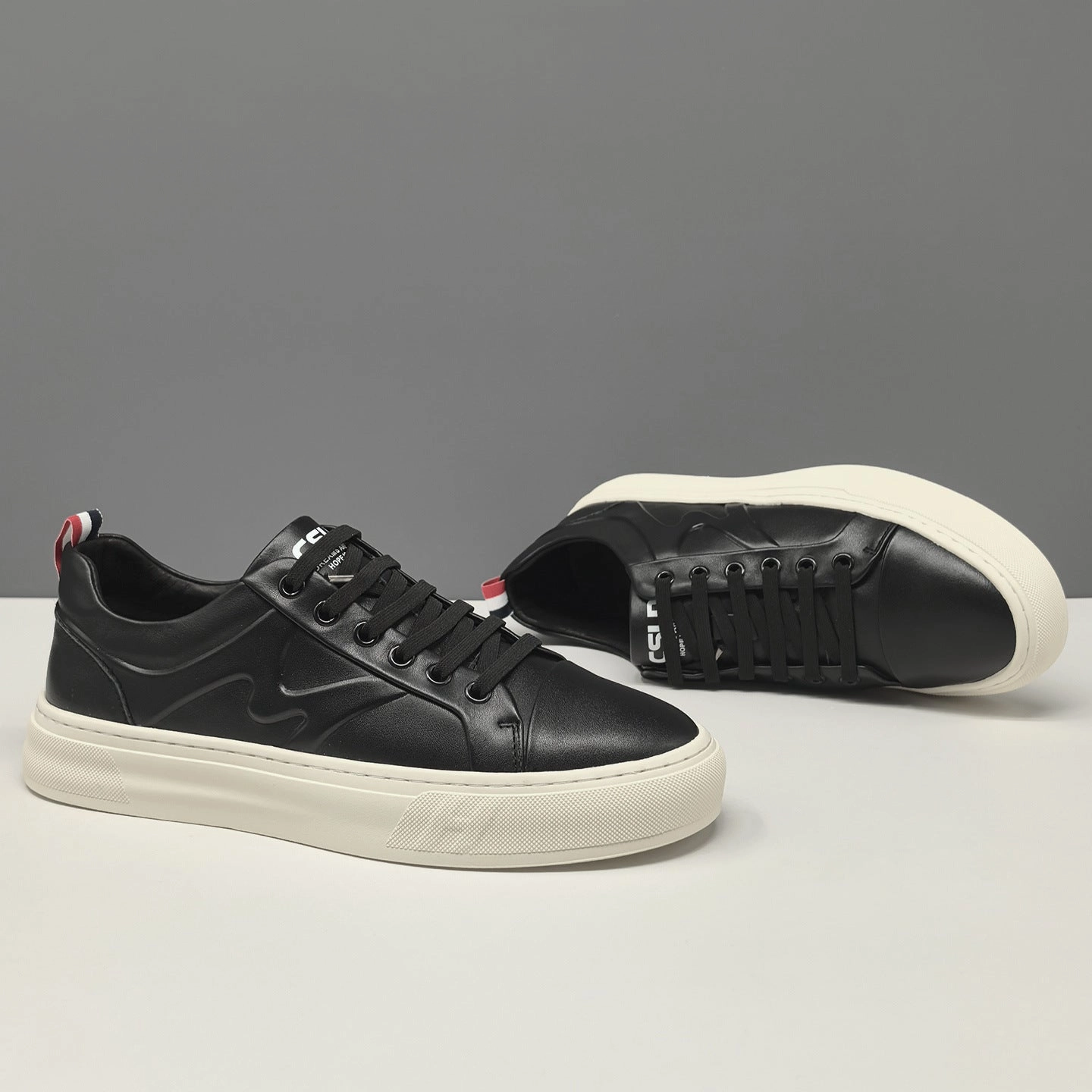 Men's Minimalist Leather Flat Casual Shoes Ladies Flat Wedding Shoes