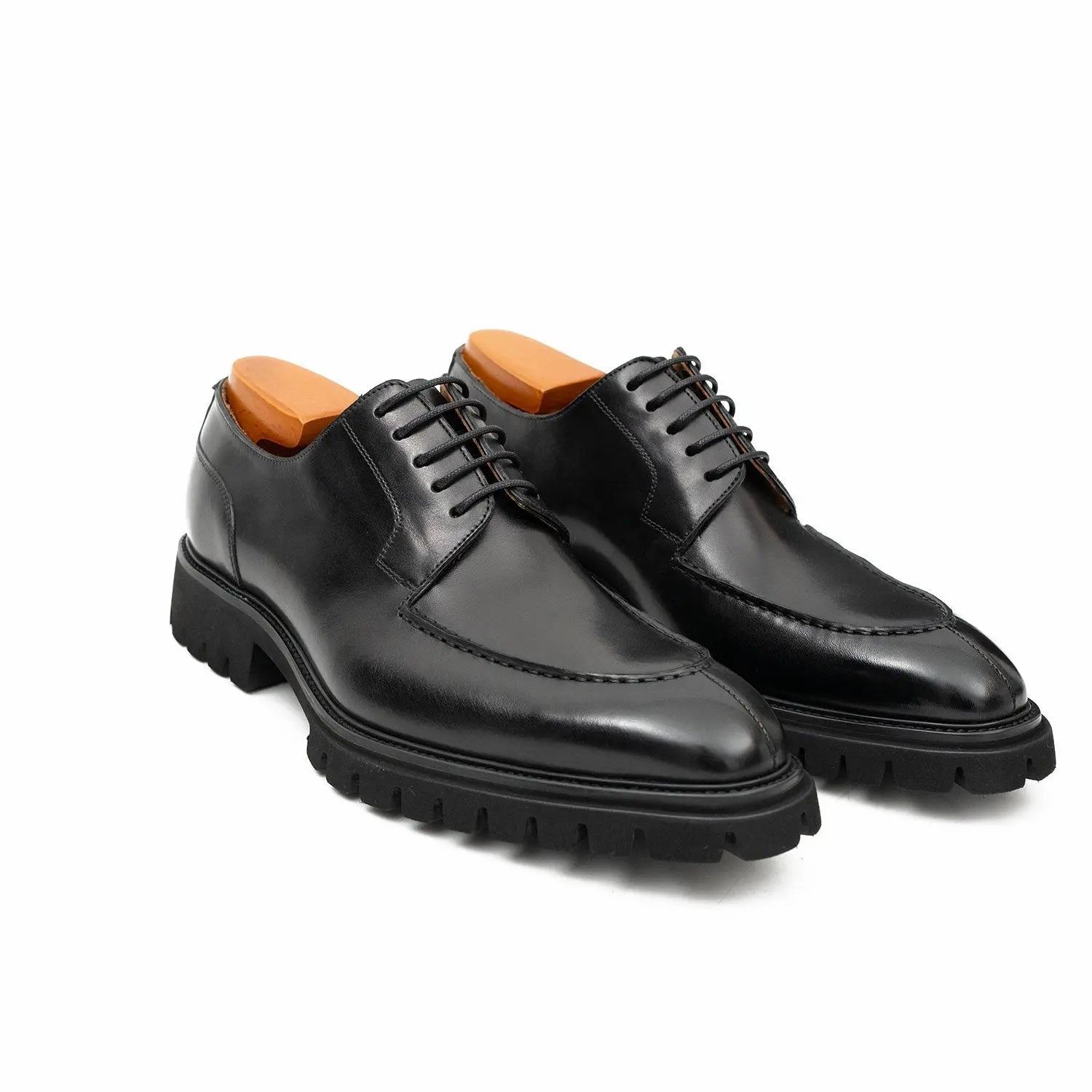 Men's Classic Black Derby Leather Shoes with Lug Sole Best Casual Trail Shoes