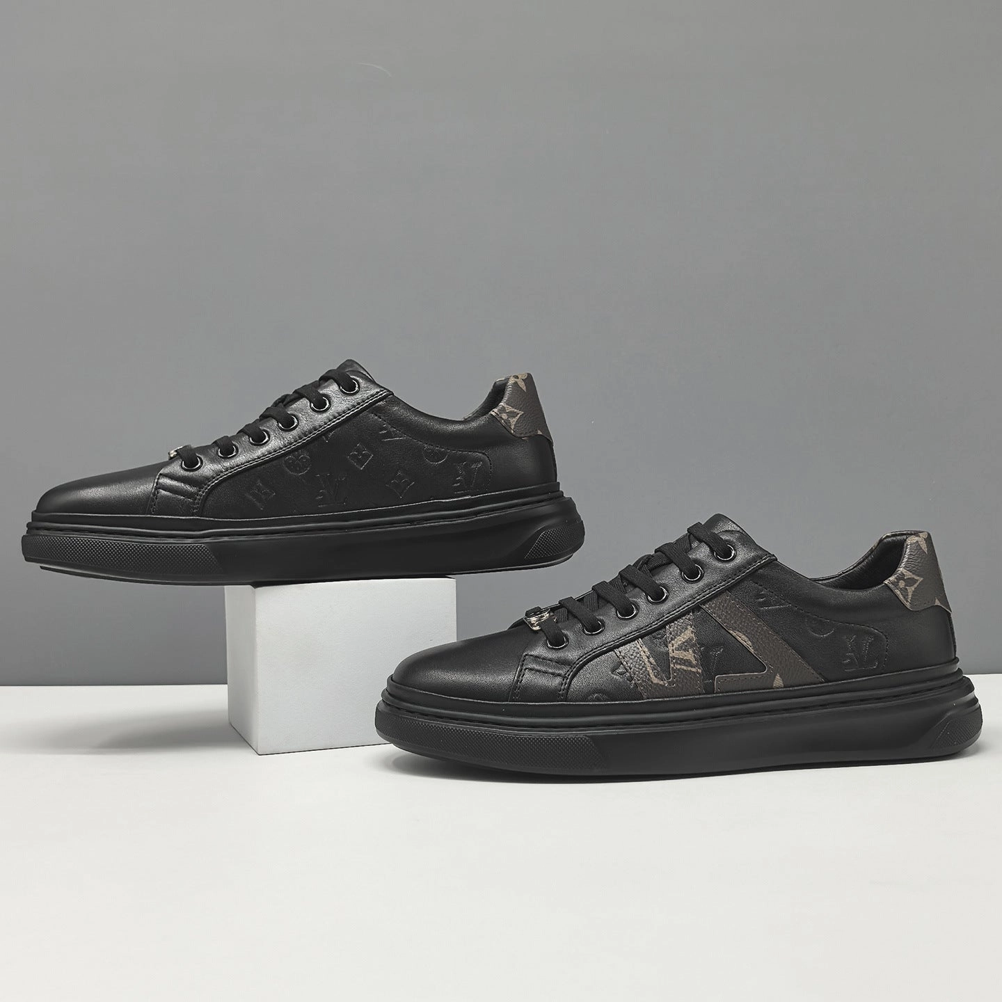 Shoes Flat Heels Men's Fashion Embosed Leather Flat Casual Shoes