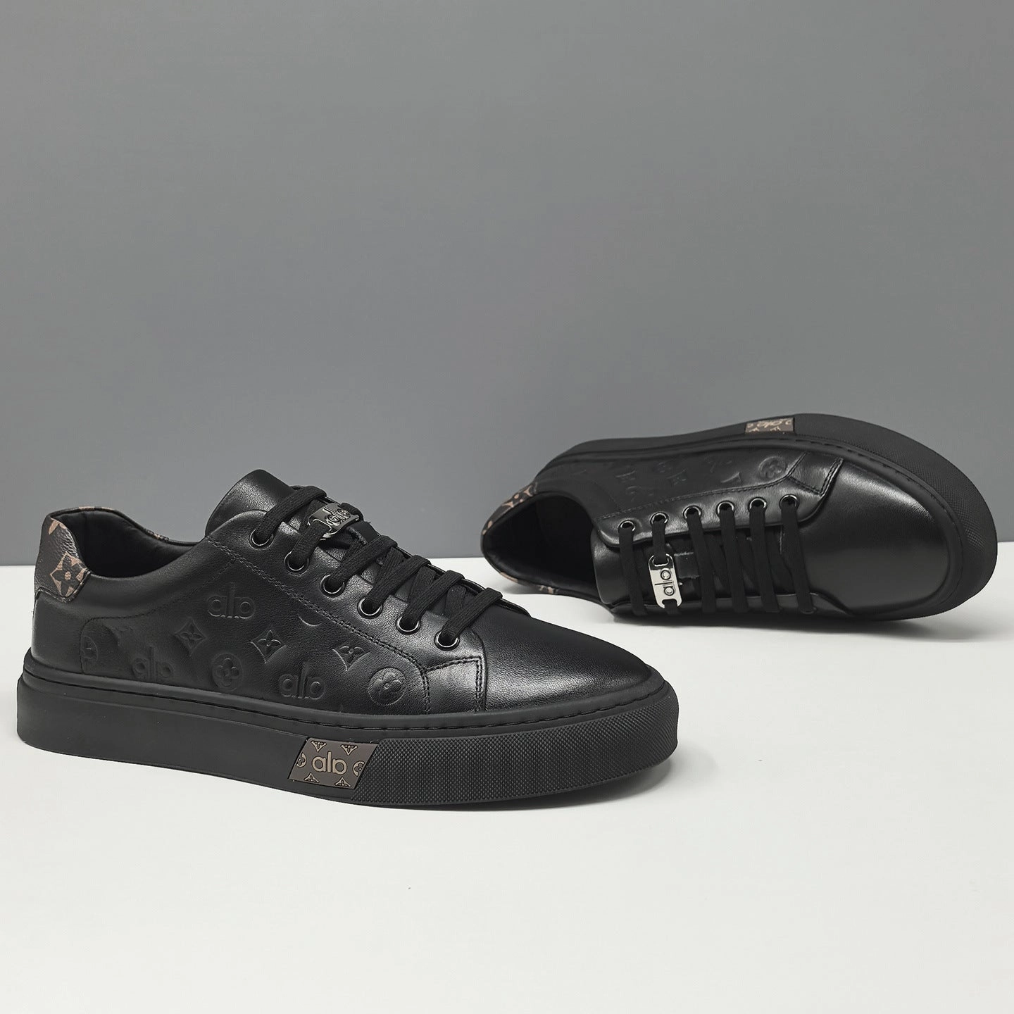 Sling Back Shoes Men's Fashion Embossed Leather Flat Casual Shoes