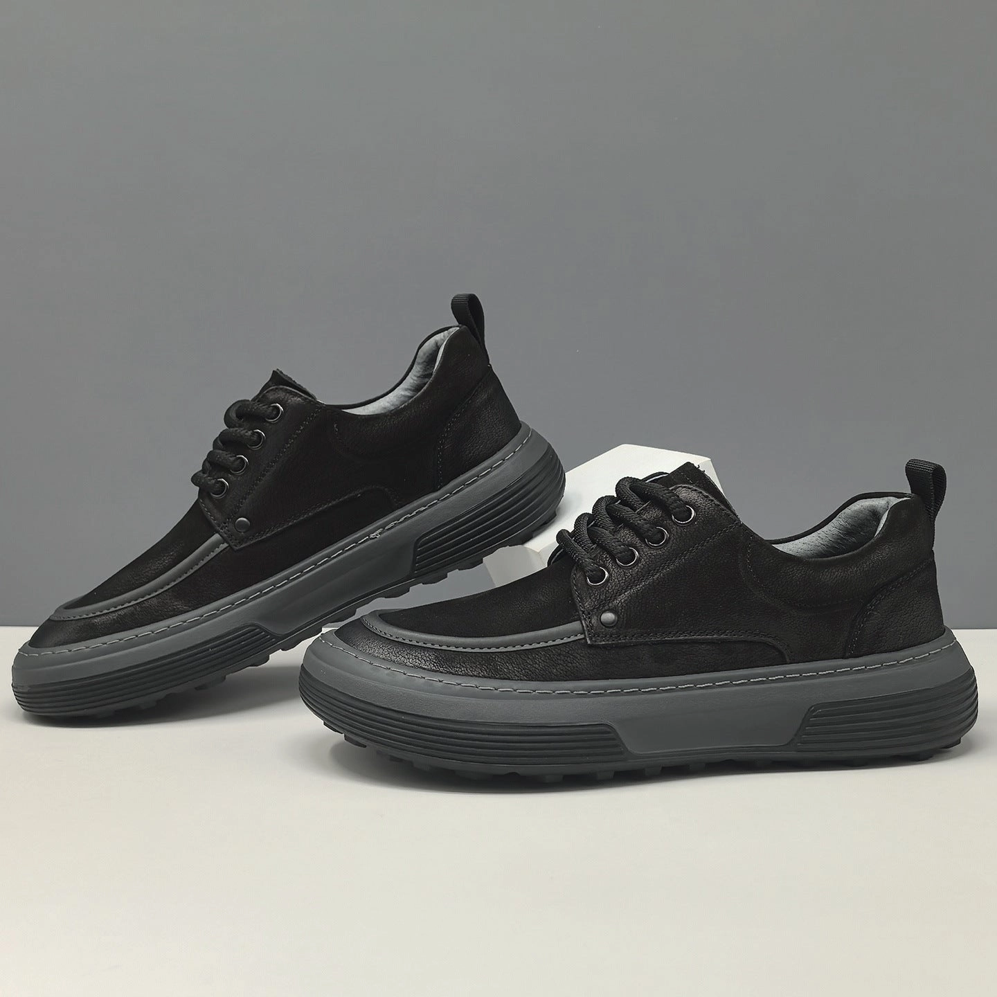 Men's Retro Quilted Leather Flat Casual Shoes Flat Sequin Shoes