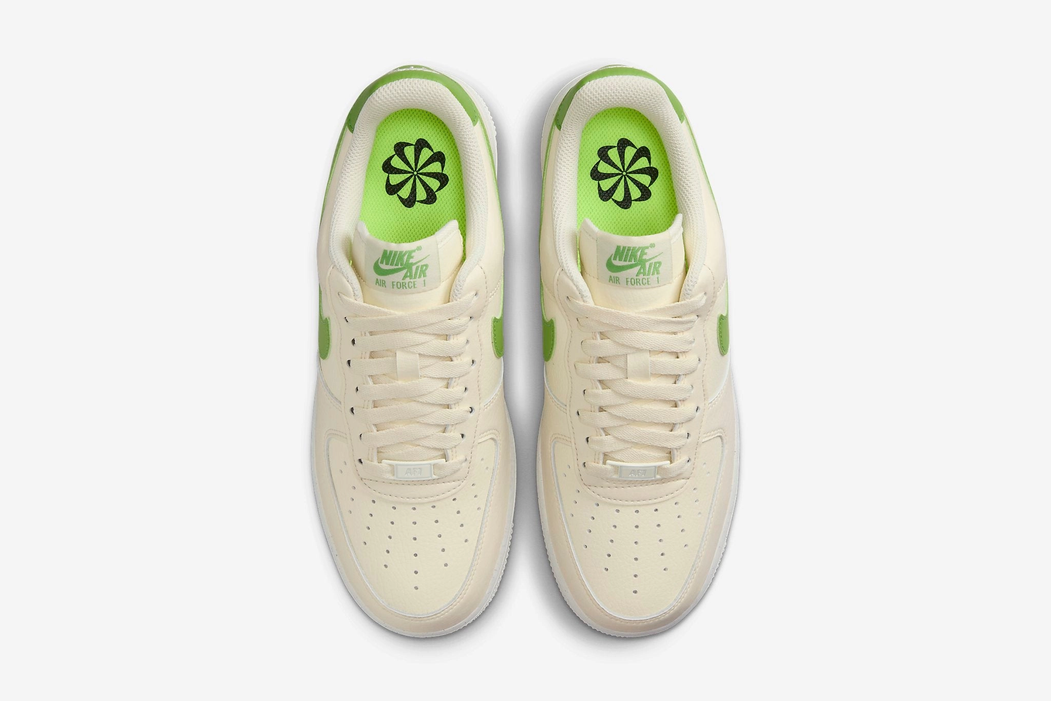 Nike "Air Force 1 '07 NN" W - Coconut Milk / Chlorophyll Nike Air Forces Shoes