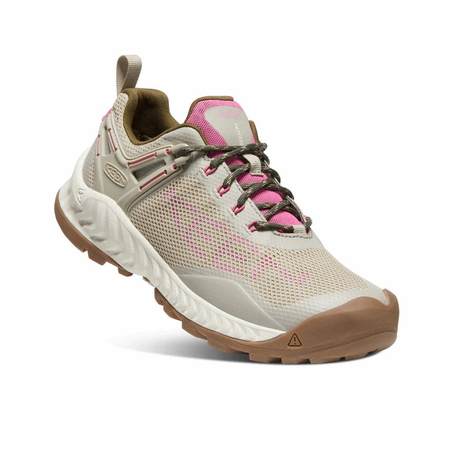 NXIS EVO WP - Plaza Taupe/Ibis Rose Action Hiking Shoes
