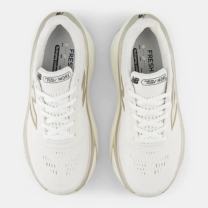 Hiking Shoes Best Fresh Foam X More v5 - White with Sea Salt