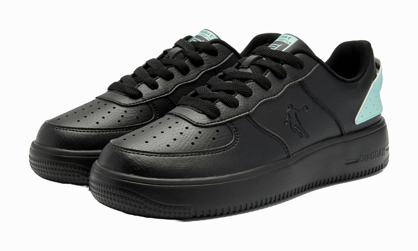 QIAODAN Coverage Slip Resistant, Abrasion Resistant, Height Increasing Low top Skateboard Shoes Men's Black Roper Casual Shoes