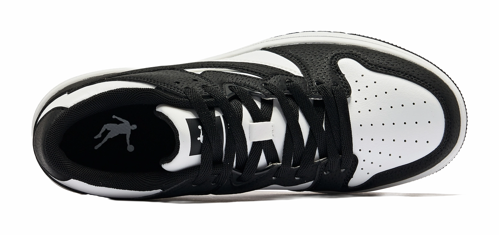 QIAODAN Skateboard Shoes Women's Low top Black White Casual Shoes For Winter