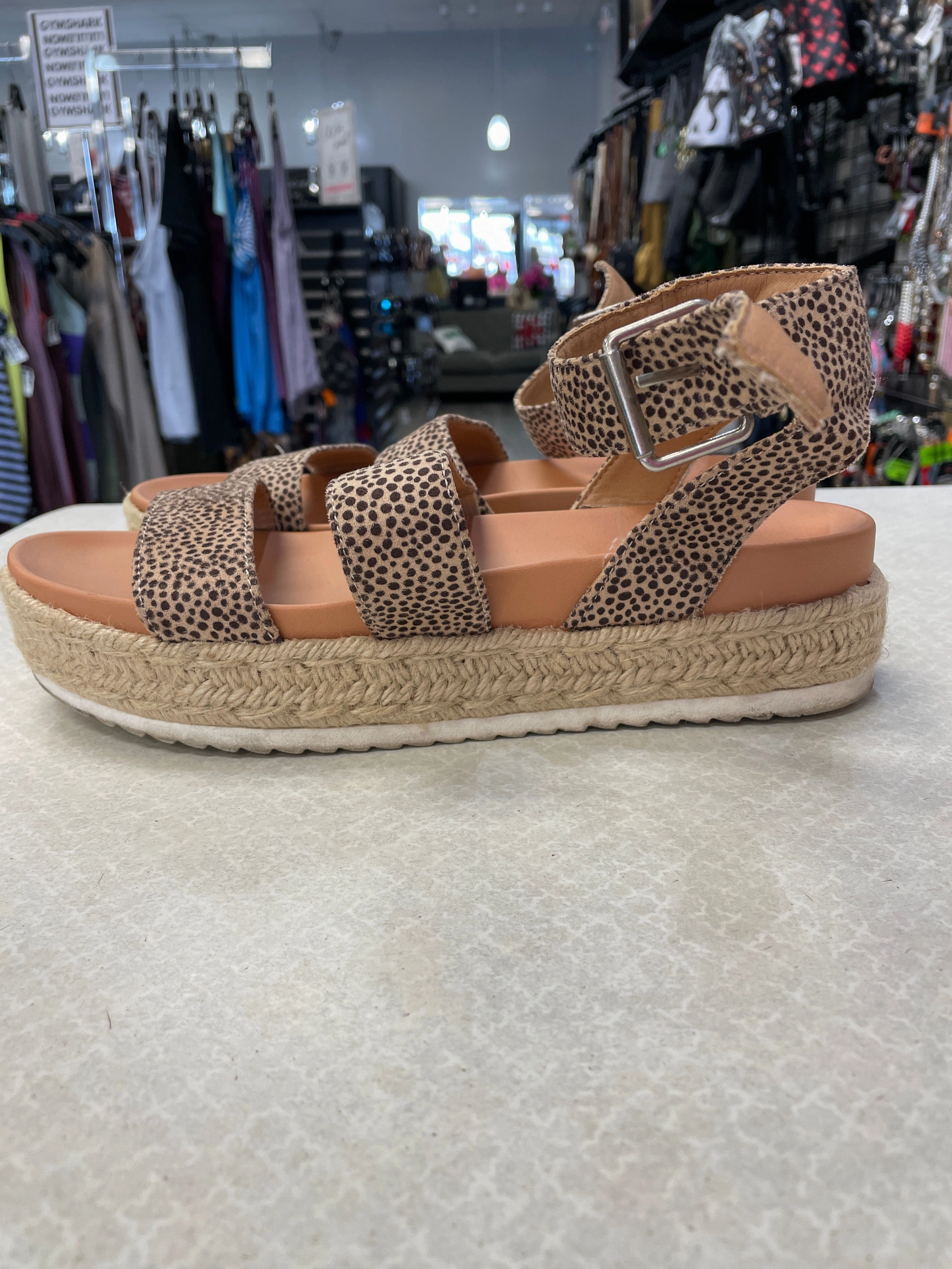 Very Heels Sandals Heels Platform By Universal Thread In Animal Print, Size: 10