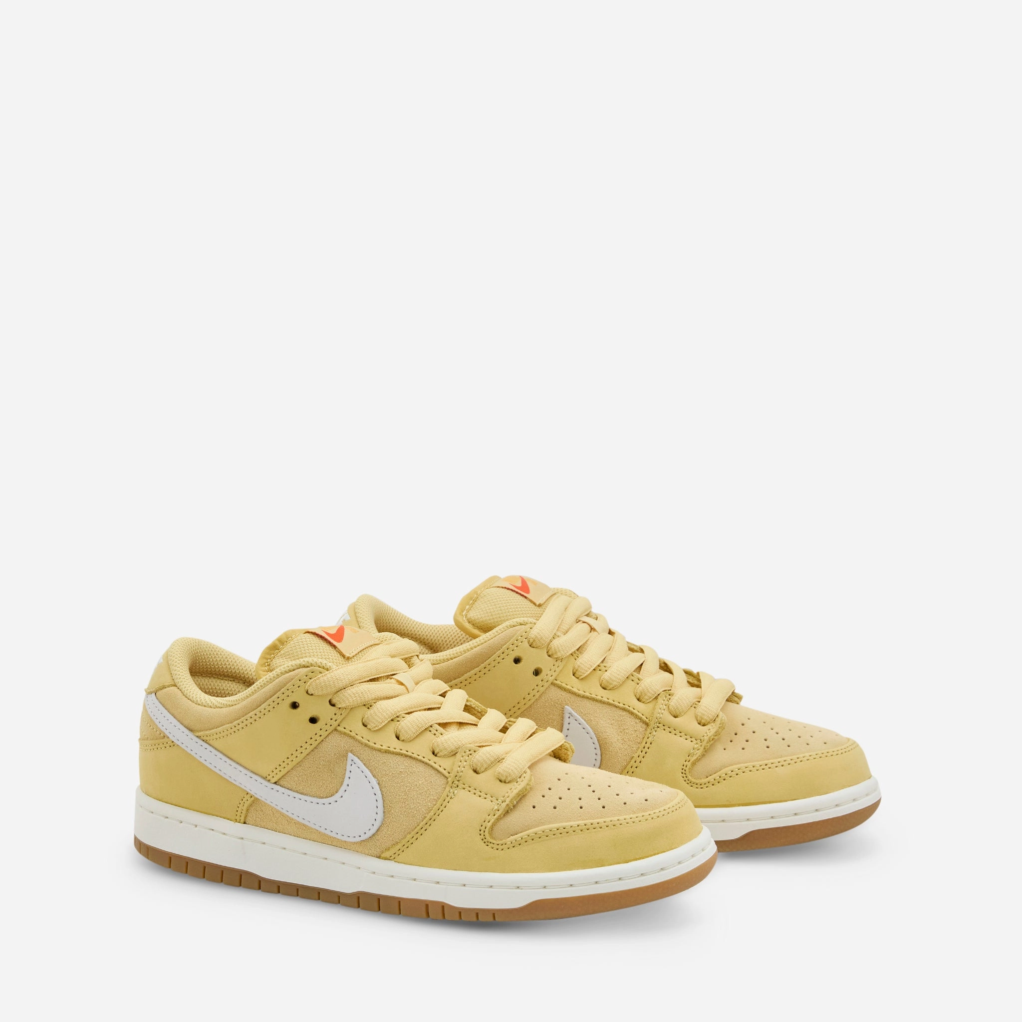 SB Dunk Low Pro Saturn Gold | Saturn Gold | Solar Flare | Sail Nike Acg Hike Shoes