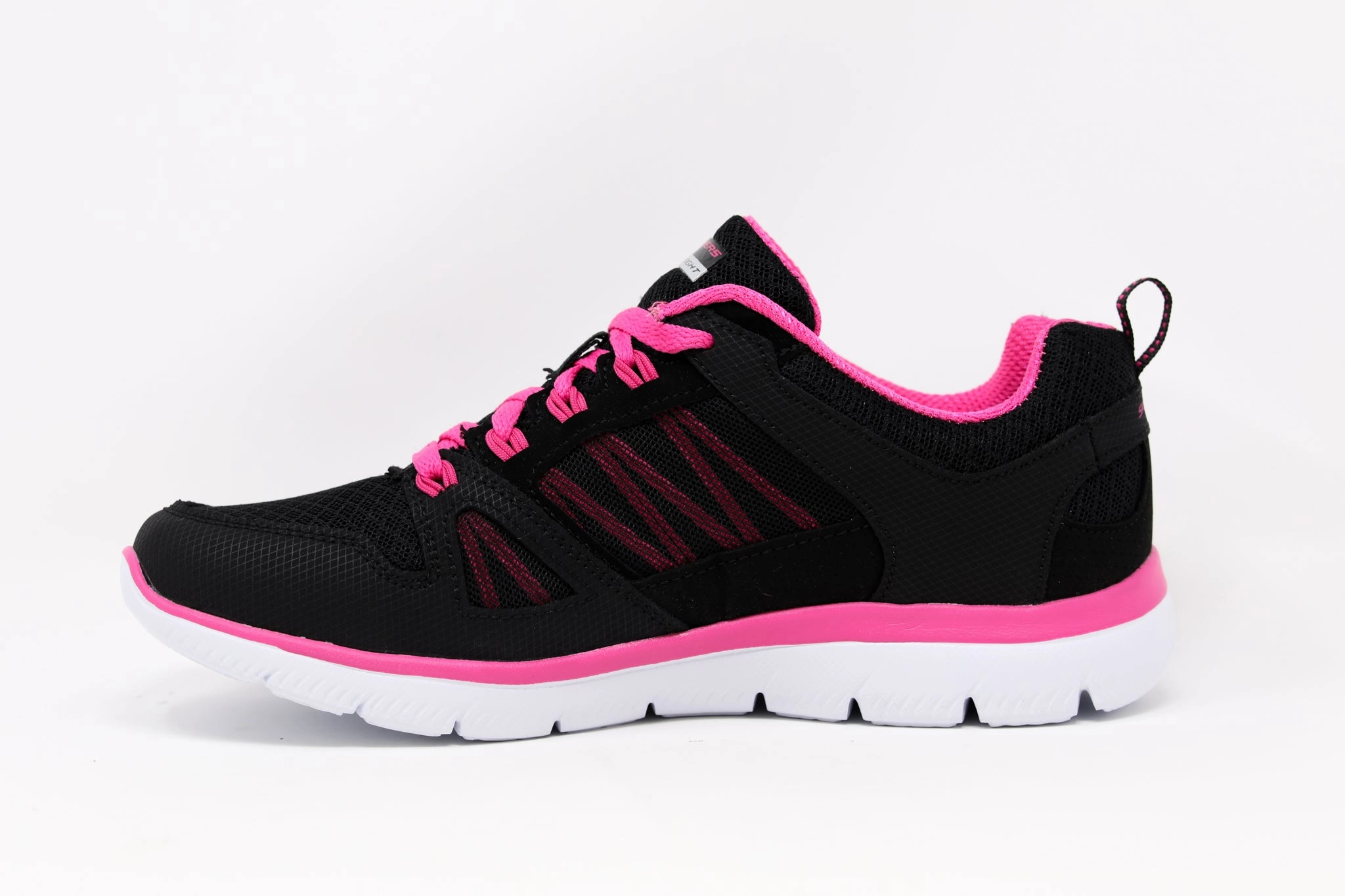 Running Walking Skechers Summits - New World Sneaker