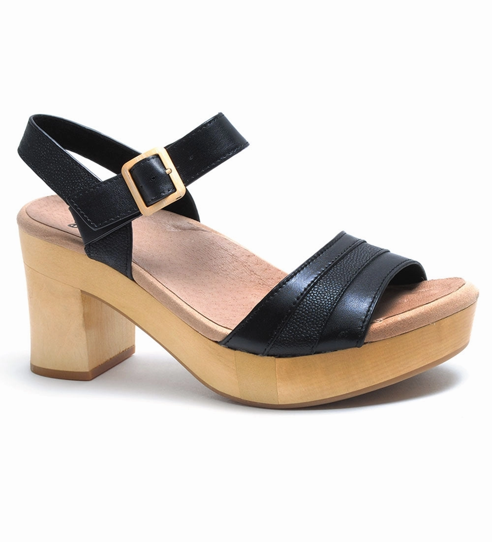 Shopping In High Heels Chestnut