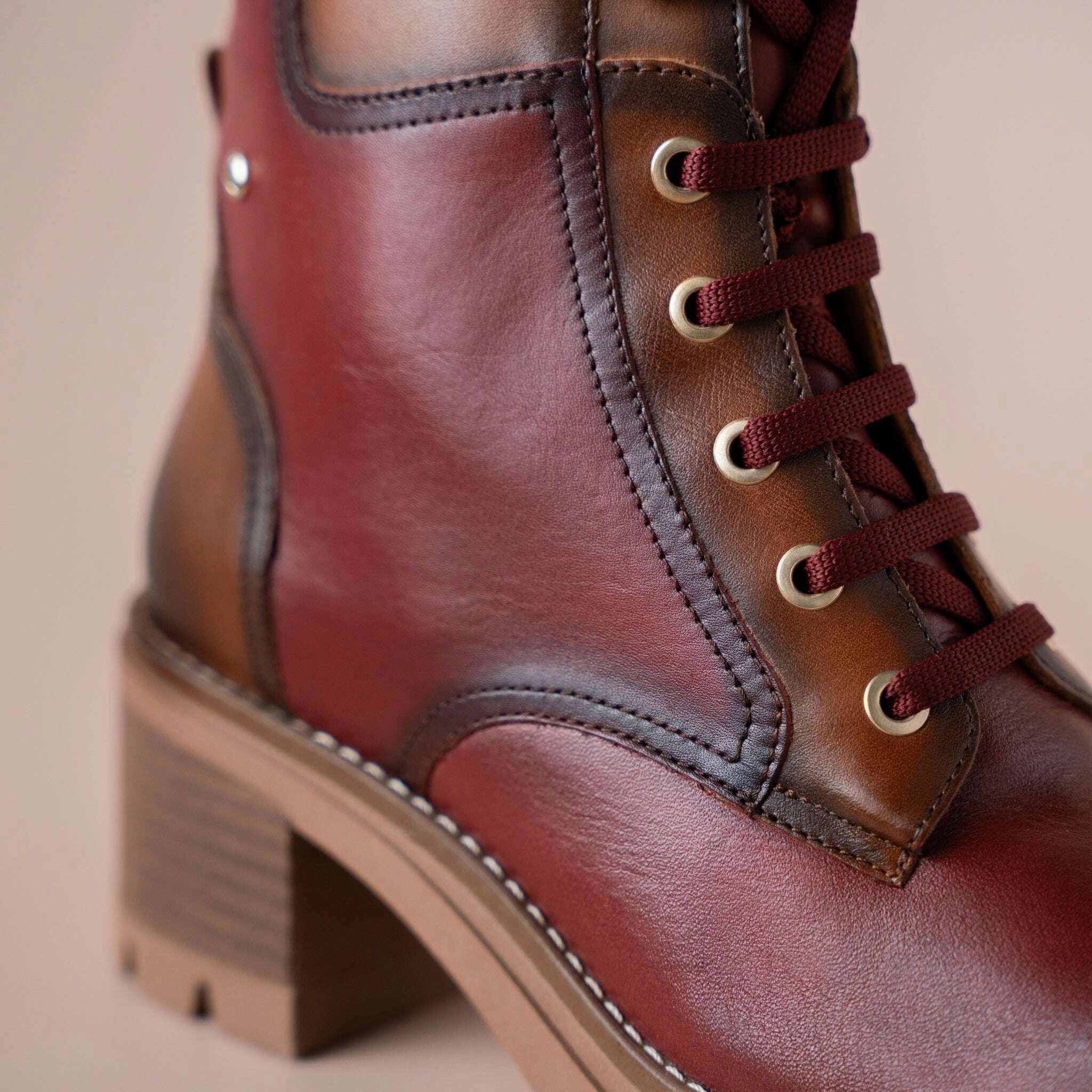 PIKOLINOS - Soria W0B-8552C2 Closed Toe Casual Shoes