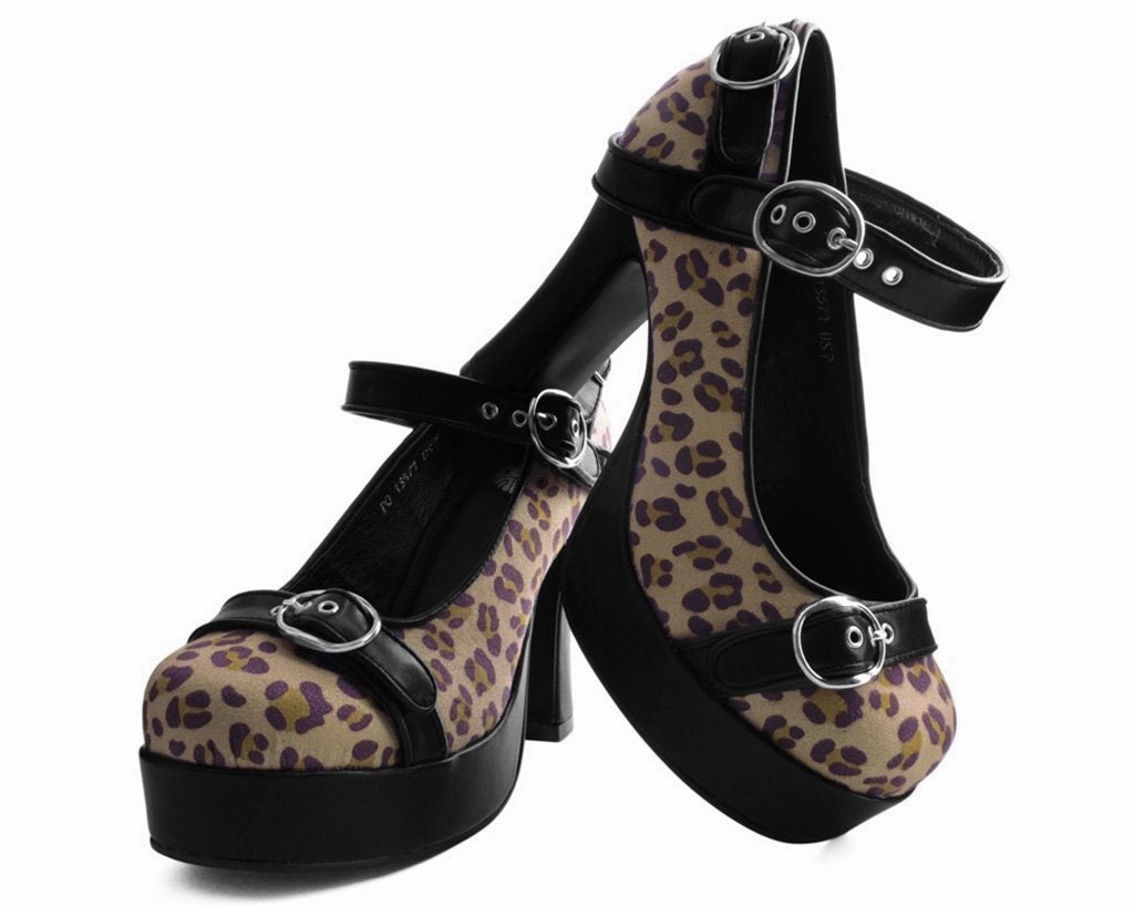 Black & Leopard Classic Platform Heel *ALL ITEMS FINAL SALE/NON-RETURNABLE* Steepest Heels