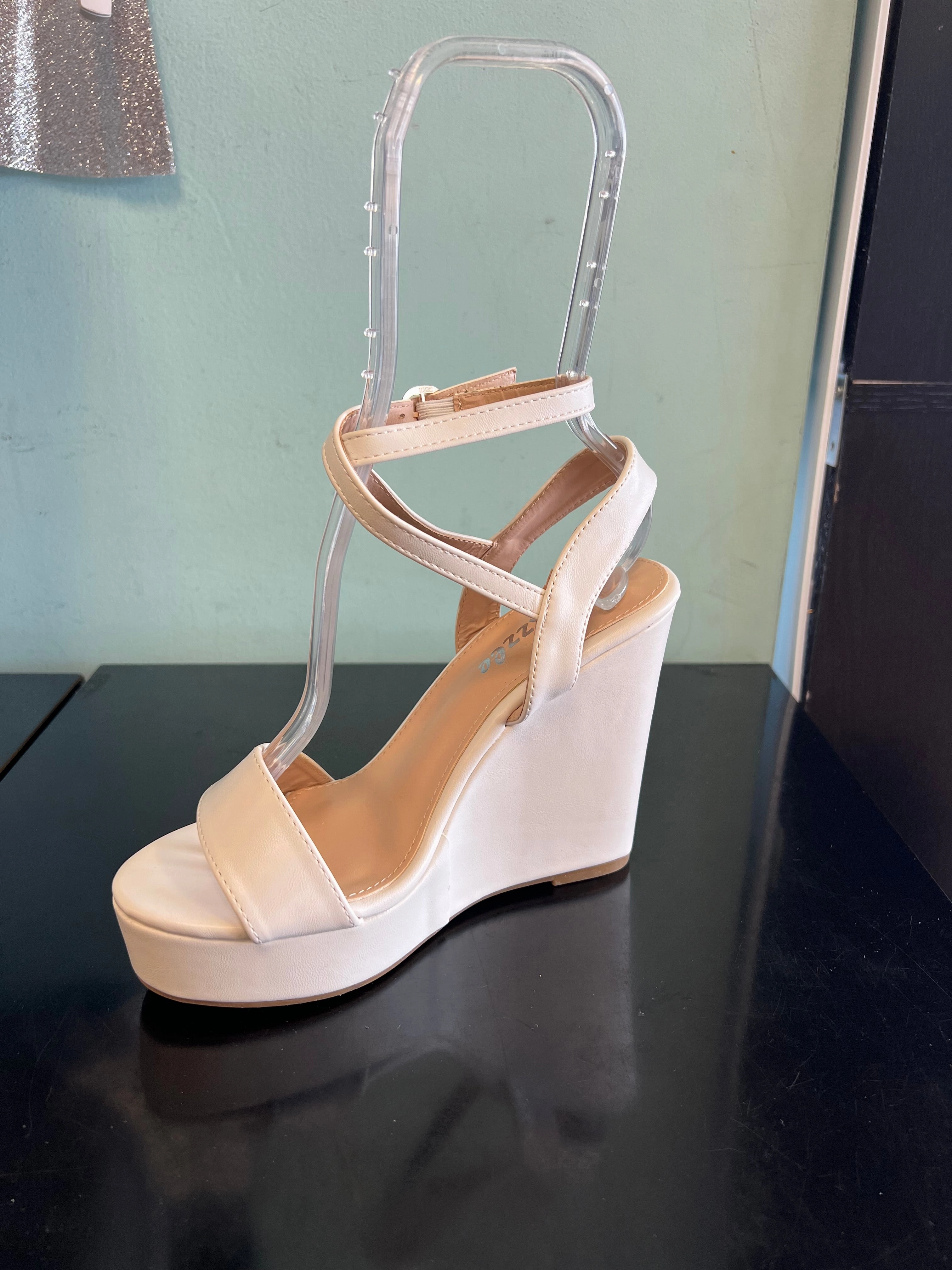Megan Fox High Heels SUN White Faux Leather Platform Heel