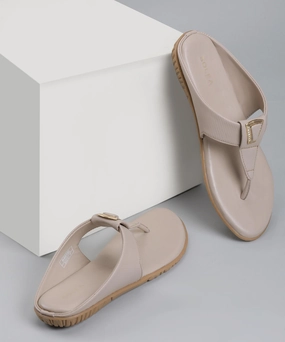 Paragon K6018L Women Sandals | Casual & Formal Sandals | Stylish, Comfortable & Durable | For Daily & Occasion Wear Wedding Party Sandals