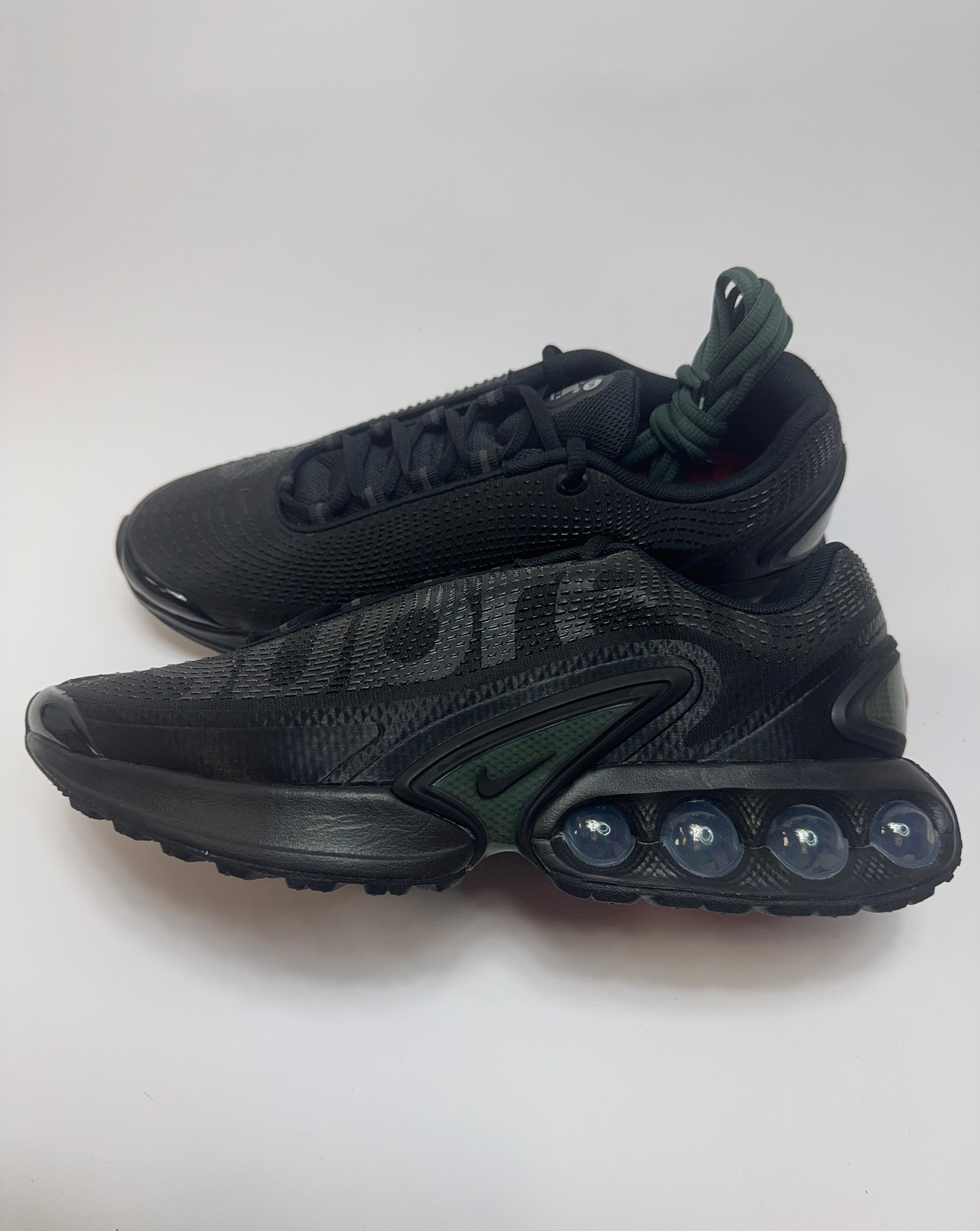 New Nike Running Shoe Supreme x Nike Air Max Dn "Black"