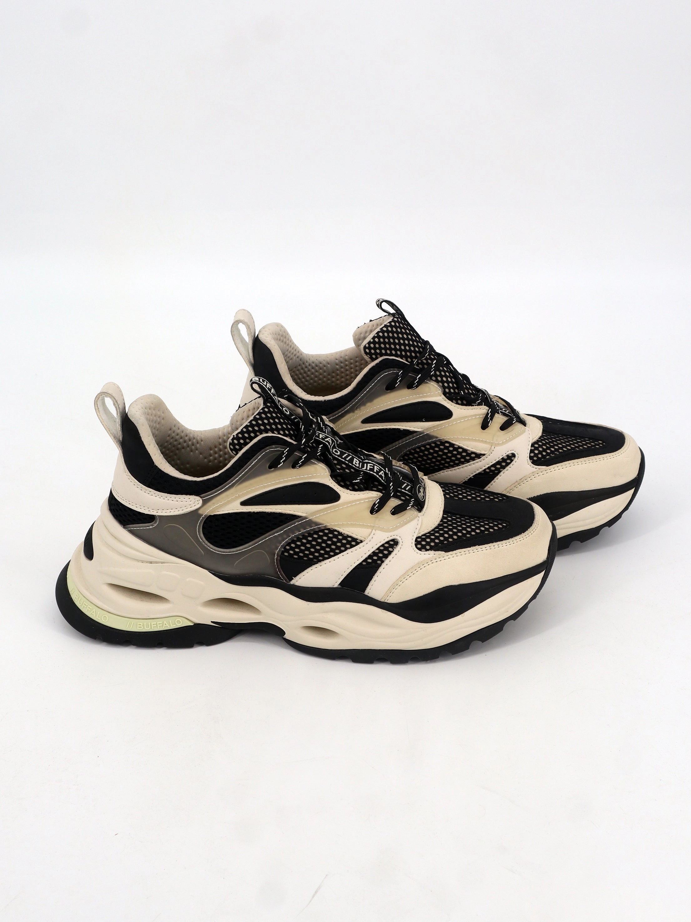 Men's Textured Running Shoes,Beige/Black Goretex Running Shoes