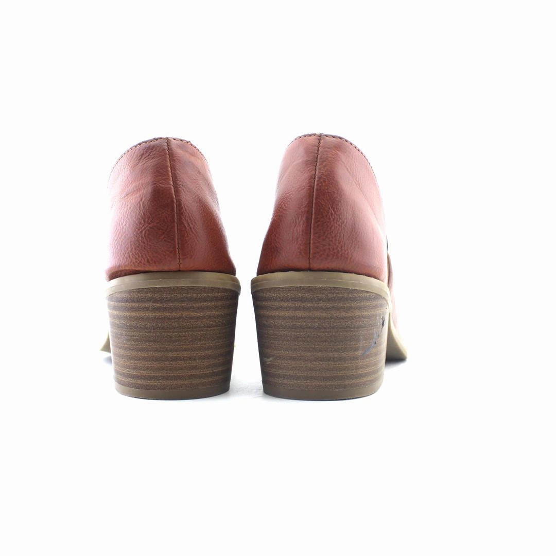 High Heel Sex Videos UNIVERSAL THREAD .