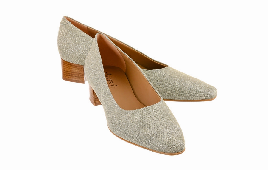 Casual Travel Shoes Via Ely Gold