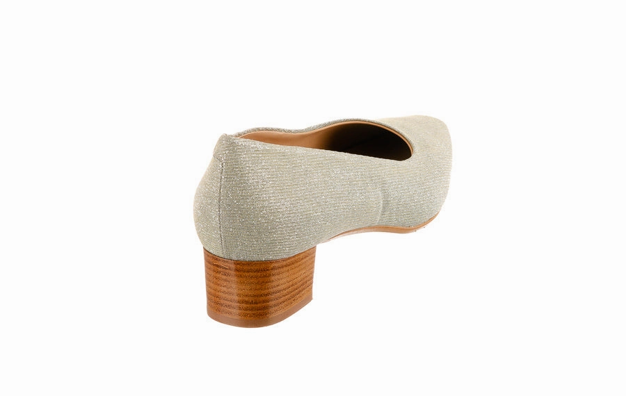 Big Kids' Originals Campus 00s Casual Shoes Via Ely Gold