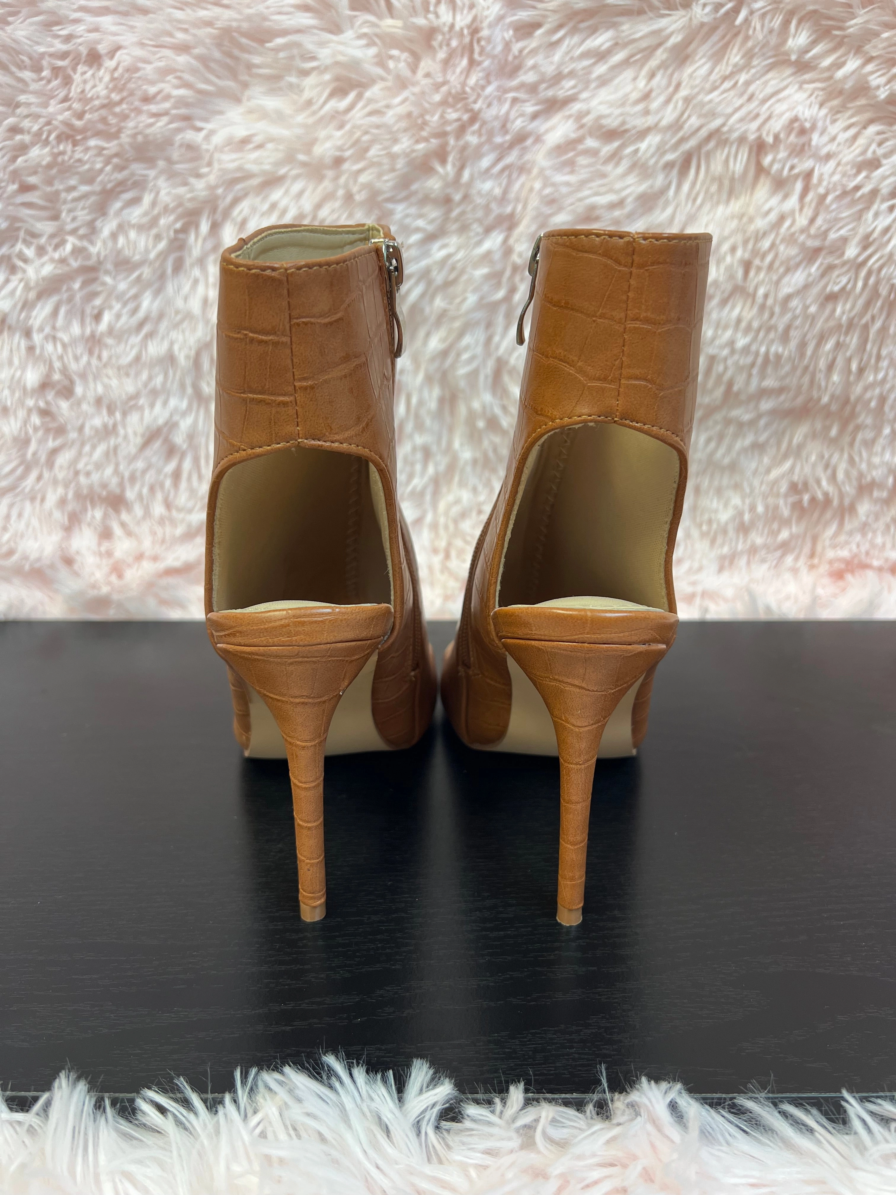 Types Of High Heel Shoes VICTORIA-15 Camel