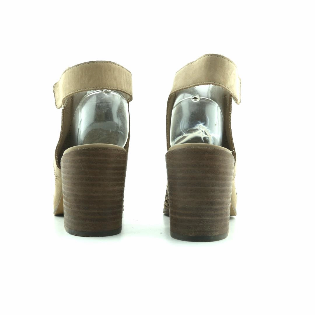 Bdsm High Heels VINCE CAMUTO .