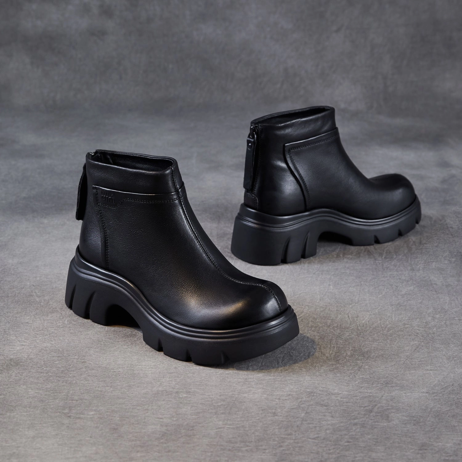 Women's Minimalist Leather Furred Ankle Boots Cream Combat Boots