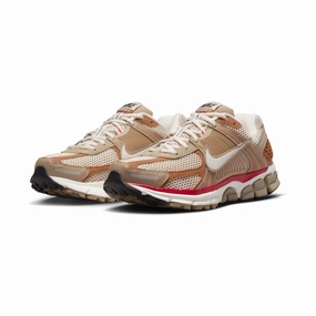 WOMENS NIKE ZOOM VOMERO 5-KHAKI/PHANTOM-HV0826-247 Alonzo Mourning Nike Shoes