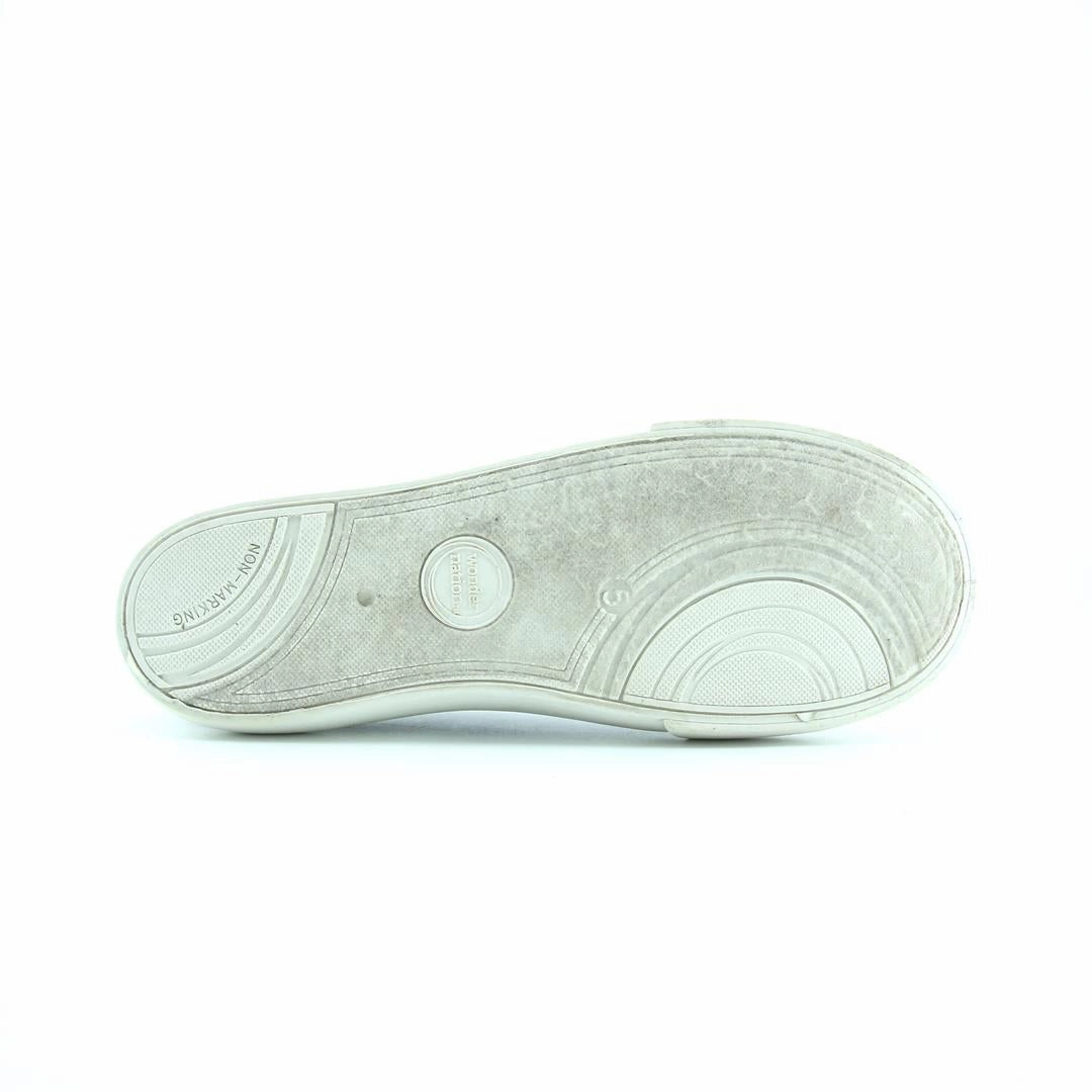 Dunk Low Le Casual Shoes WONDER NATION .