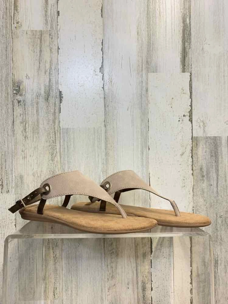 Shoe Oxford Casual NWT WHITE MOUNTAIN SHOES Shoe Size 8.5 Tan Shoes